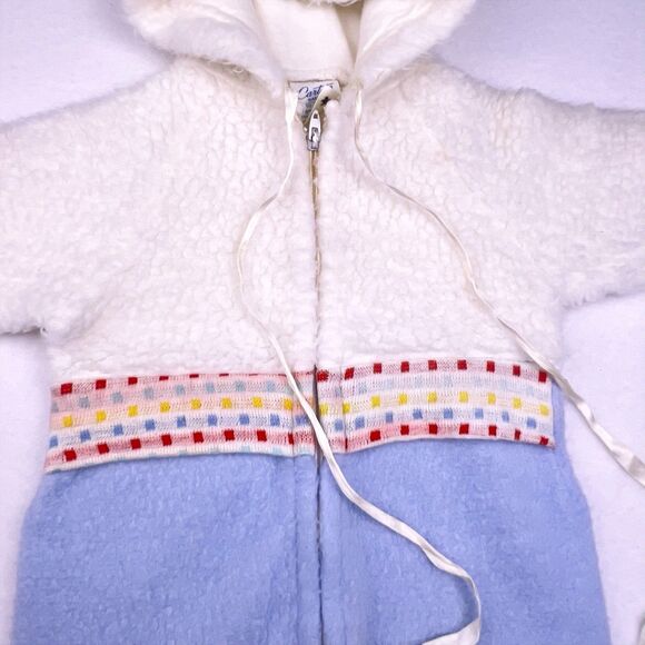 VTG Carter’s Retro White/Blue Fleece Hooded Bunting Footed Sz Small to 15 lbs - Picture 3 of 16